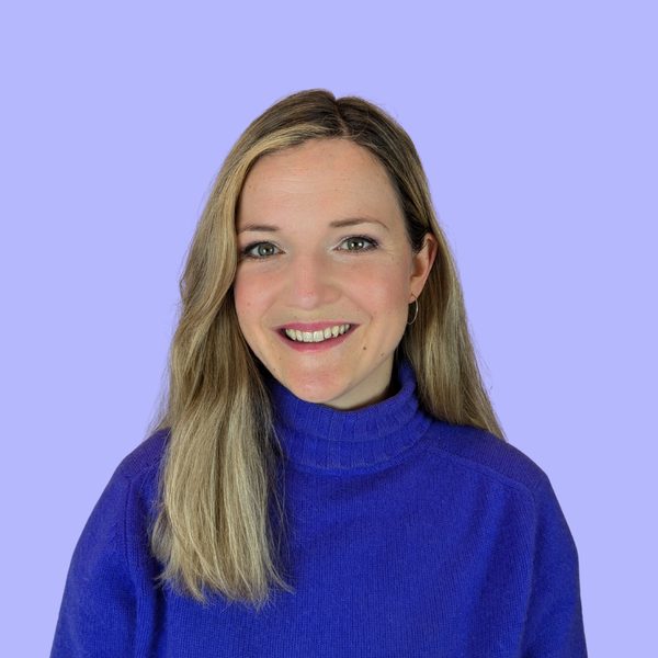 Maria, Webinar-Host